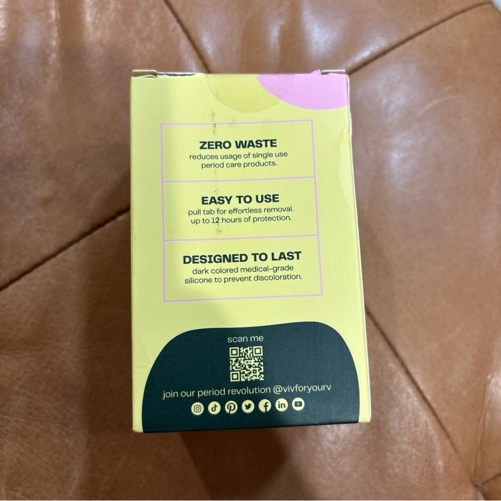 Menstrual Disc S/M 1 Count  by Viv For Your V - Picture 3 of 3